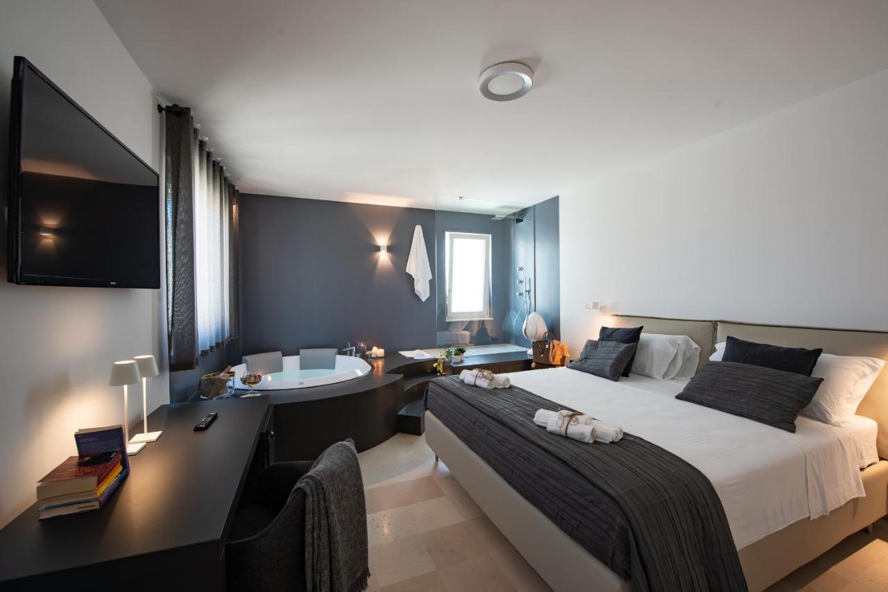Suite1212 - Rattazzi Monopoli Exteriör bild